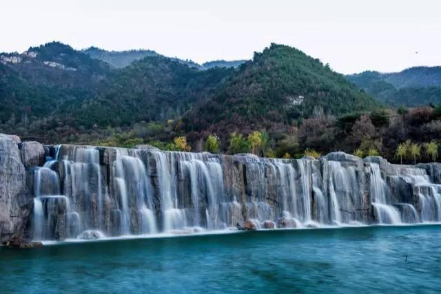 河北固安：璀璨群星新文艺 百花迎春向未来